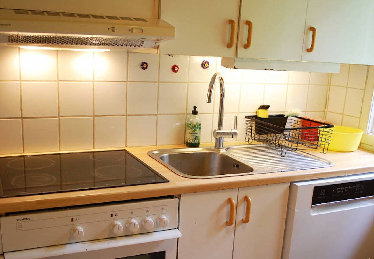 House in Tranås - Nice holiday home on lake property with boat and sauna (can be rented)