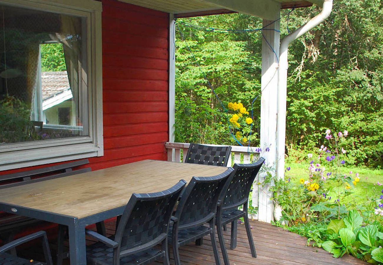 House in Tranås - Nice holiday home on lake property with boat and sauna (can be rented)