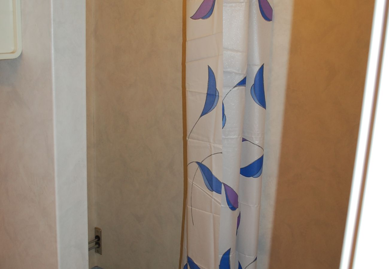 House in Tranås - Nice holiday home on lake property with boat and sauna