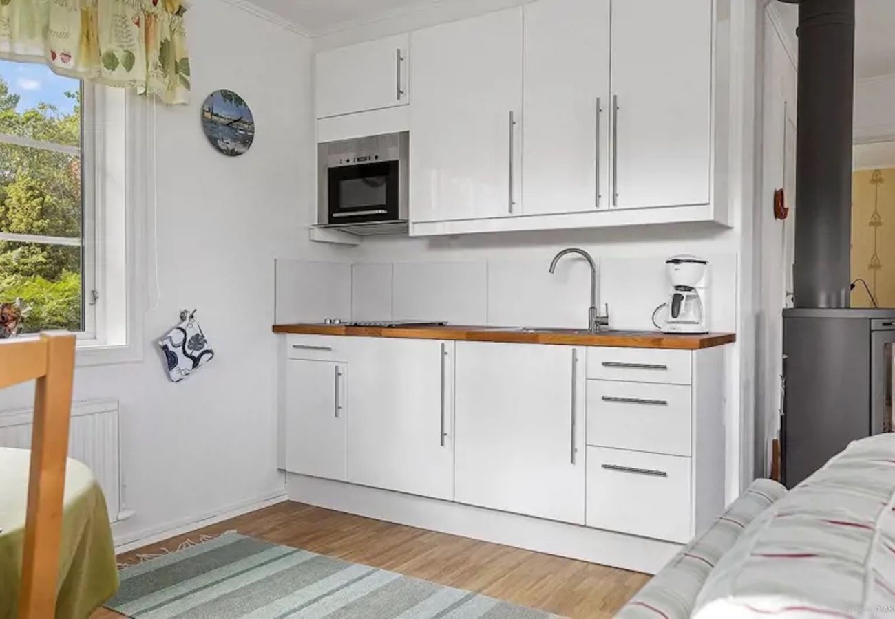 House in Bergkvara - Holiday home idyll directly on the Baltic Sea with sea view