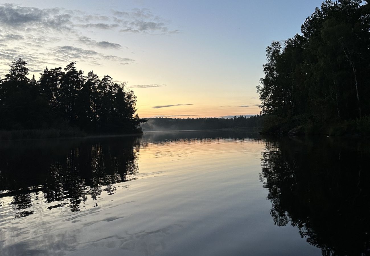 House in Tingsryd - Scenic cottage in the Småland forest with proximity to a lake