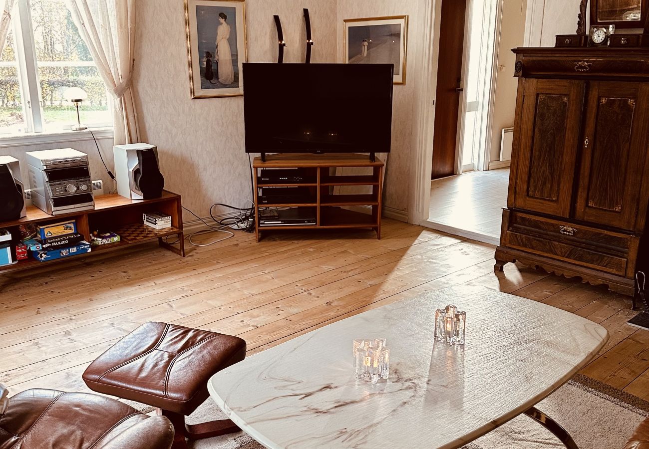 House in Tingsryd - Scenic cottage in the Småland forest with proximity to a lake