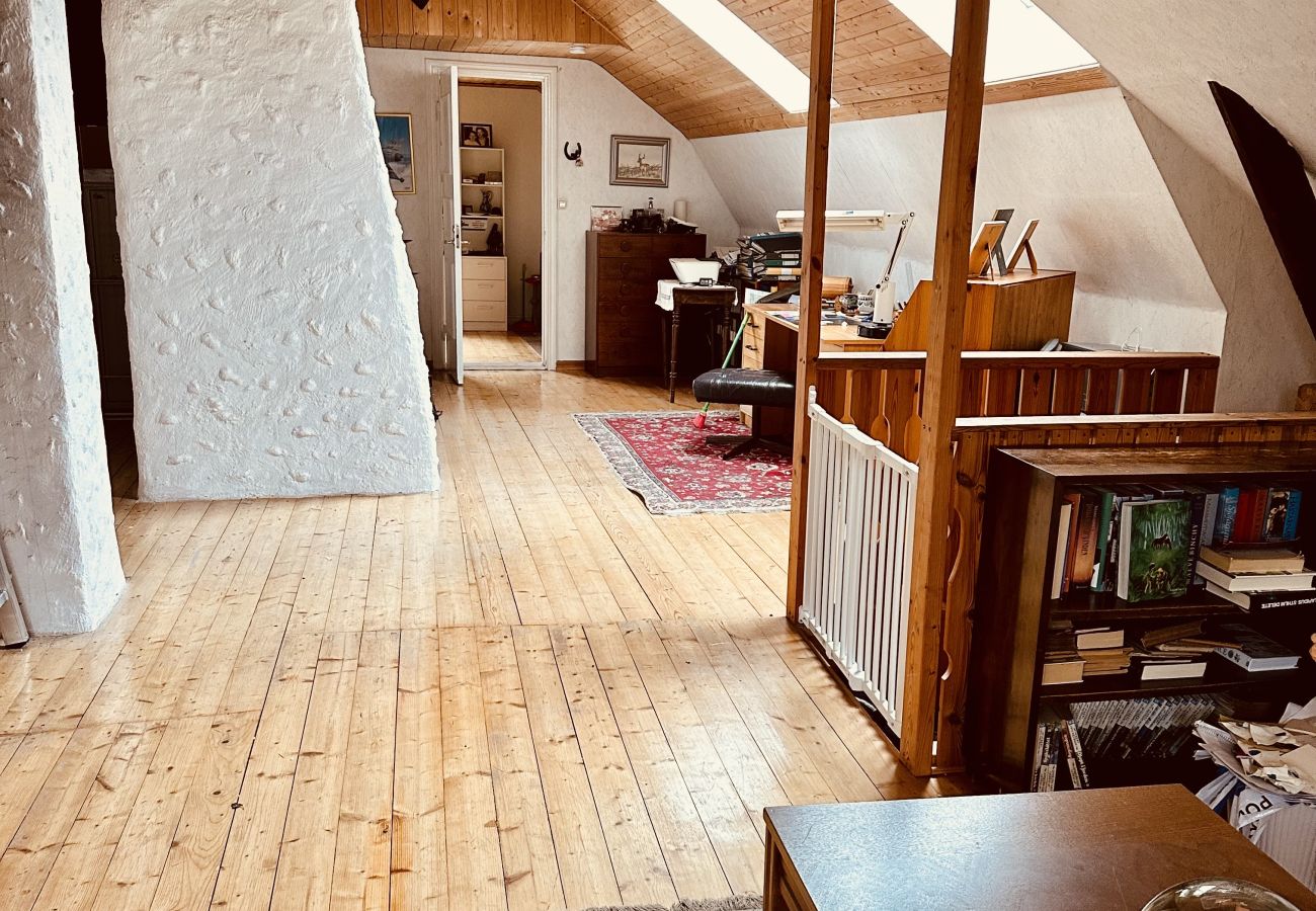 House in Tingsryd - Scenic cottage in the Småland forest with proximity to a lake