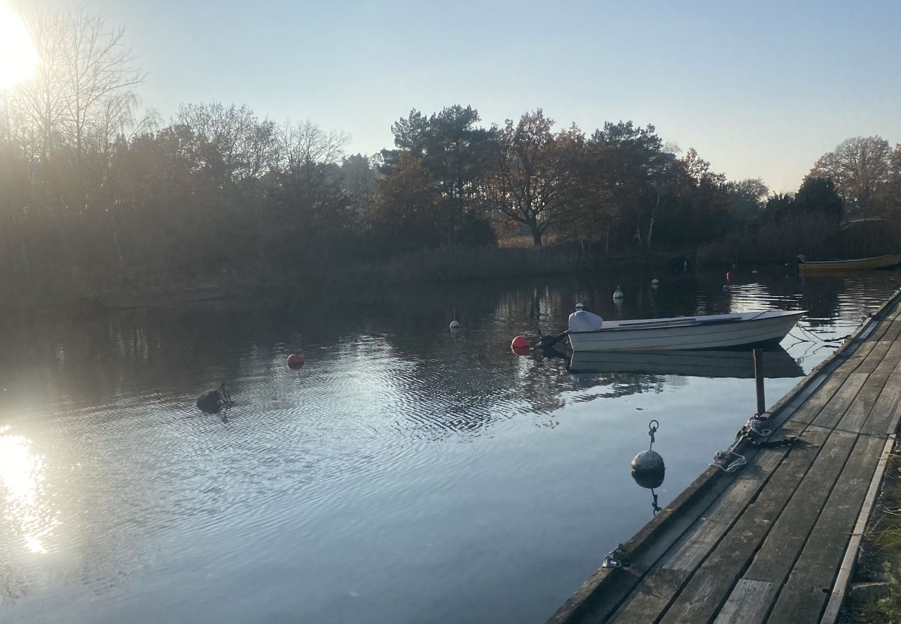 House in Bergkvara - Large holiday home by the sea with sauna, boat and internet