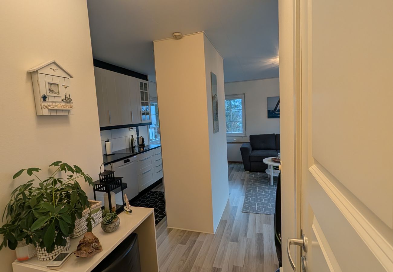 House in Uddevalla - West Coast holiday on the fjord with sea view