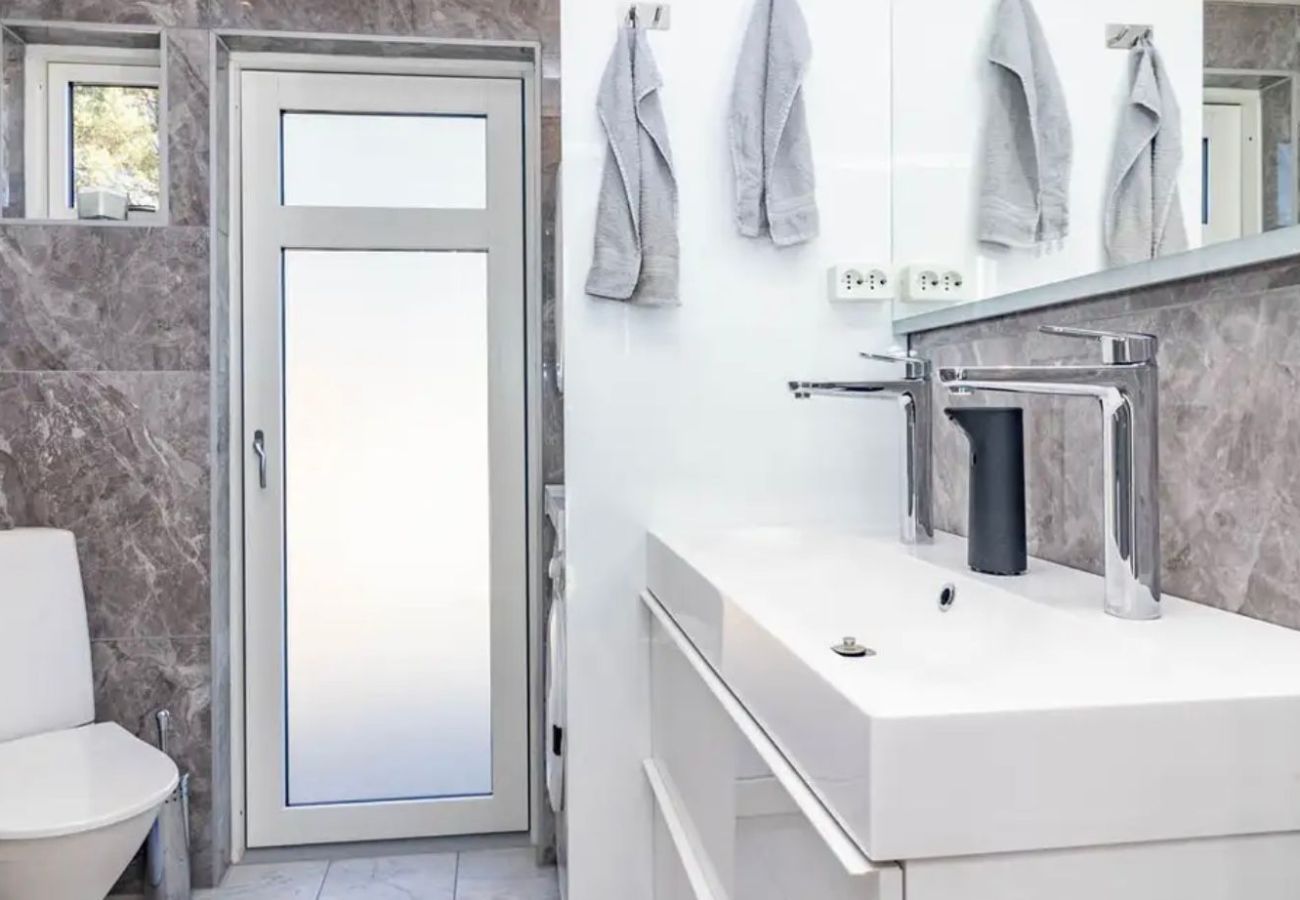 House in Skummeslövsstrand - Two newly built holiday homes with spa on the west coast