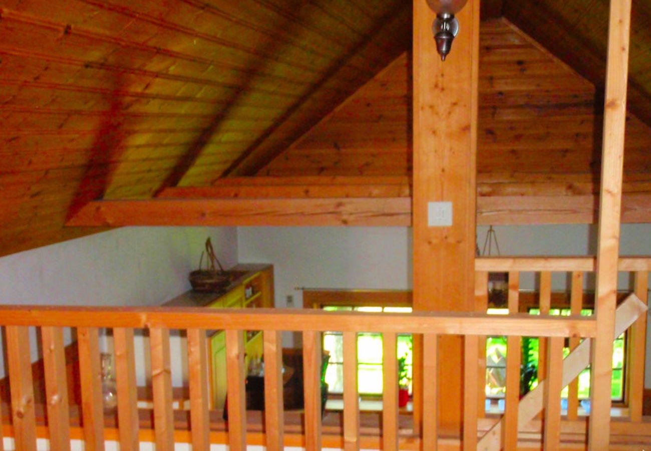 House in Ydre - Holiday idyll amidst horse paddocks, forest, meadows and lake with your own boat