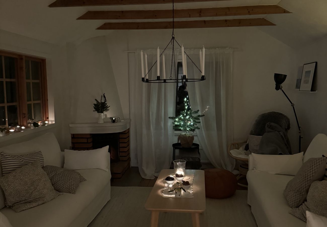 House in Bergkvara - Holiday in an idyllic archipelago environment, a stone's throw from the sea in lovely Bergkvara