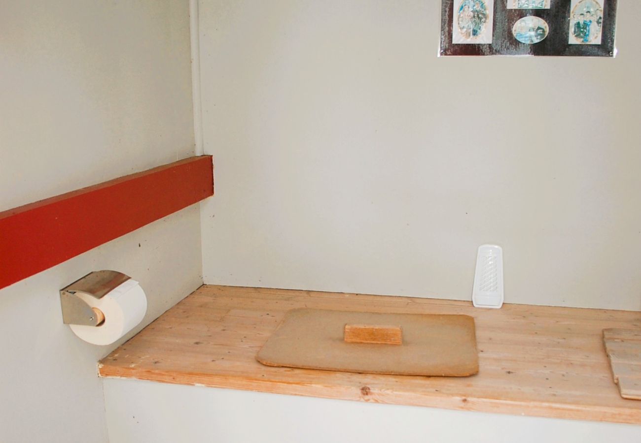 House in Ydre - Charming cottage in a secluded rural setting (Note: dry toilet, outdoor shower)