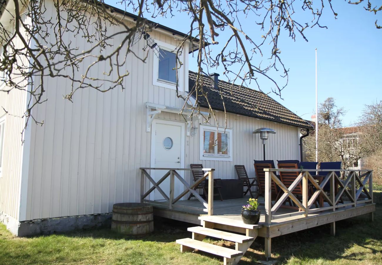 House in Bergkvara - Baltic Sea vacation with a view of the sea at the Bergkvara marina