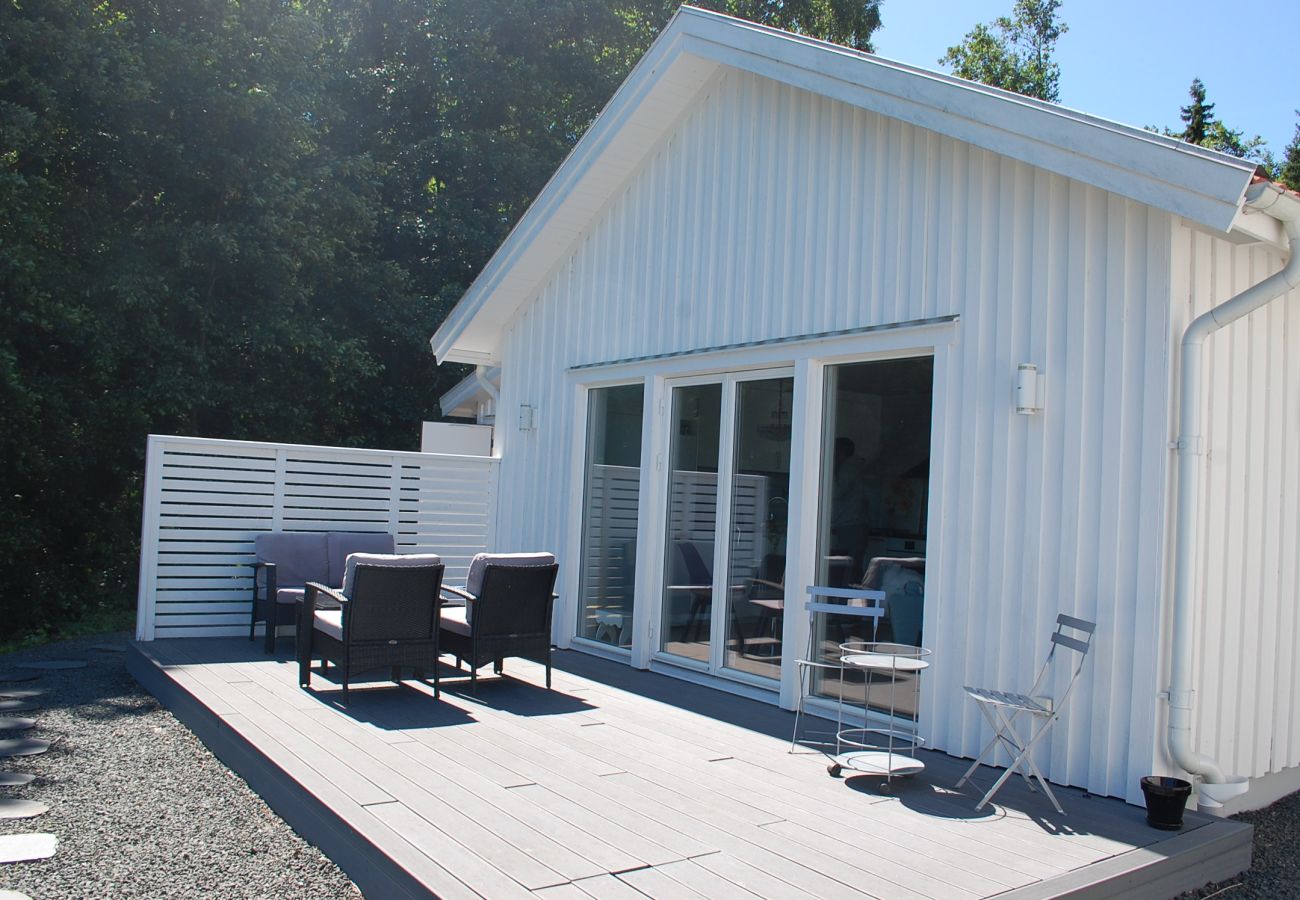 House in Tranås - Luxury holiday for multiple families – 2 vacation homes right by Lake Sommen