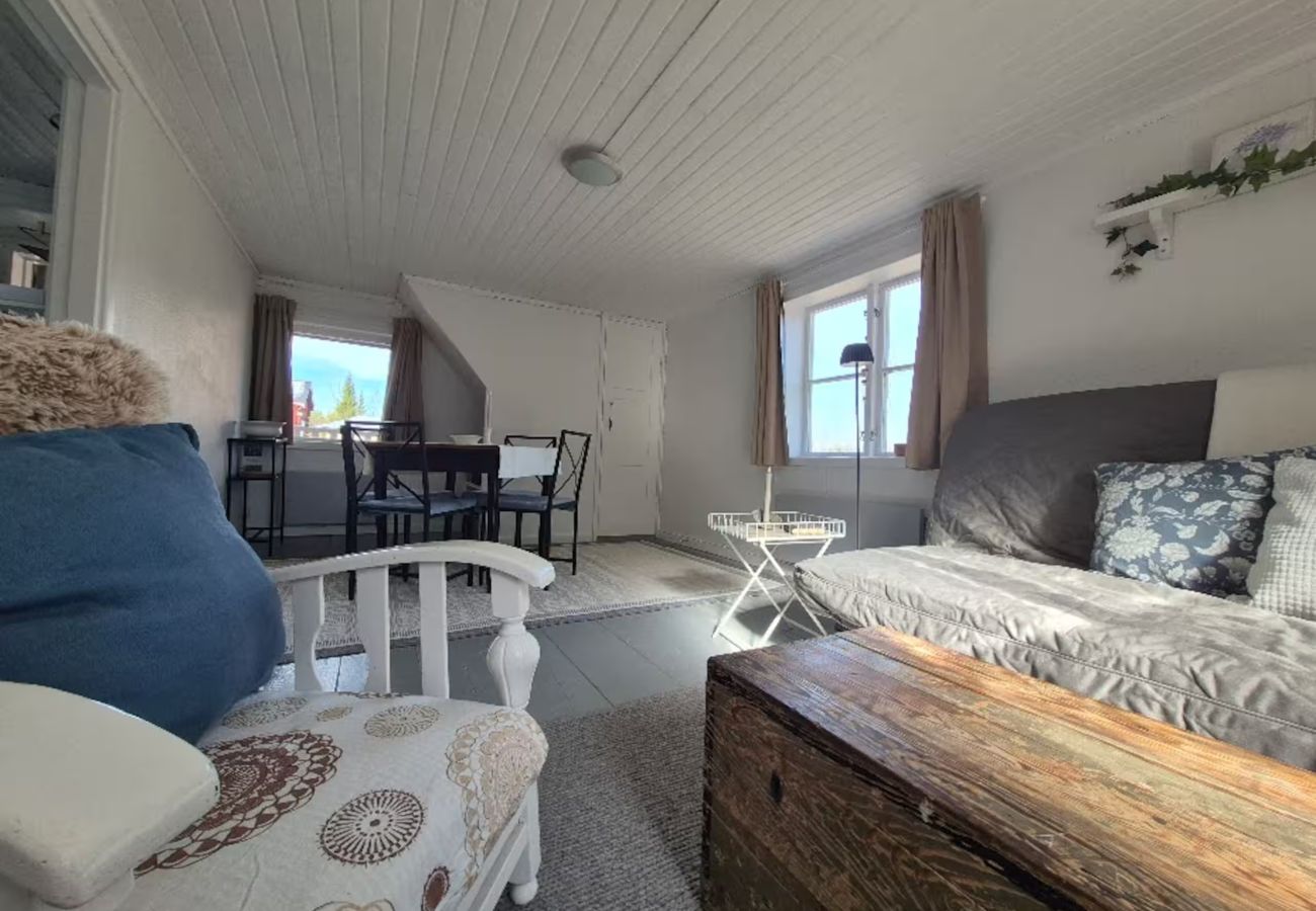 House in Kopparberg - Idyllic holiday home oasis on the edge of the forest near lakes