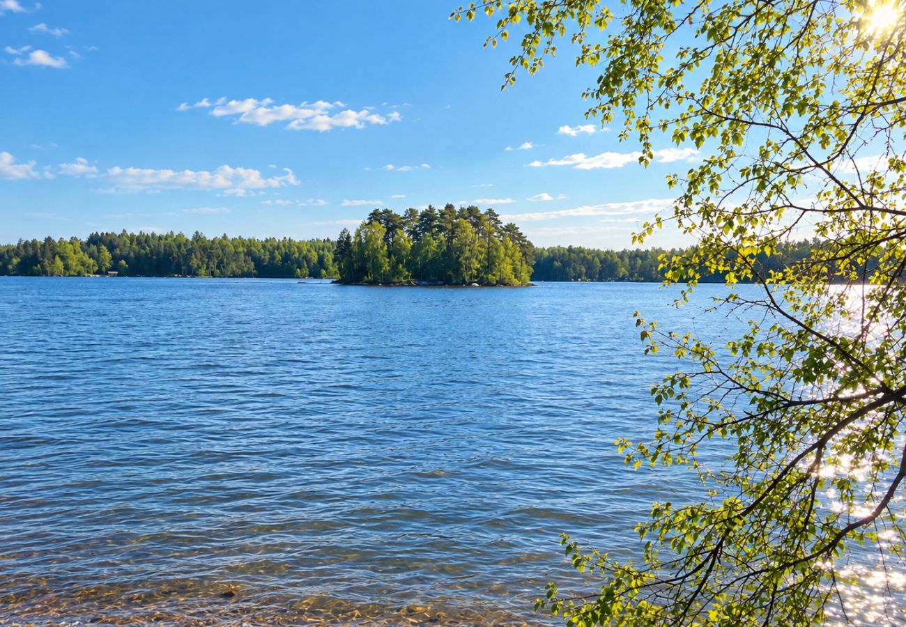House in Osby - Björkesö – A Lakeside Holiday Home Surrounded by Nature