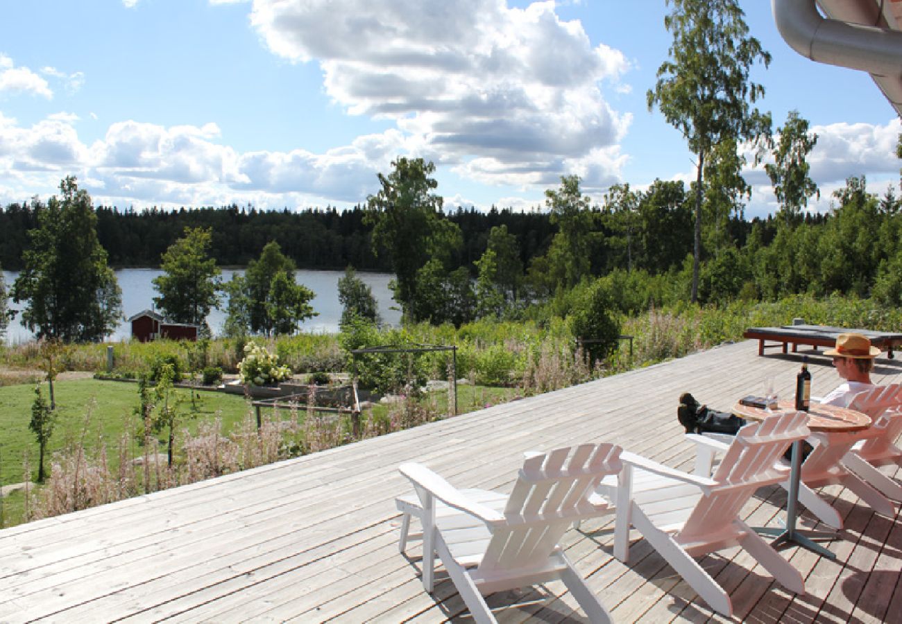 Stuga i Vissefjärda - Mitt i Småland med sjöläge