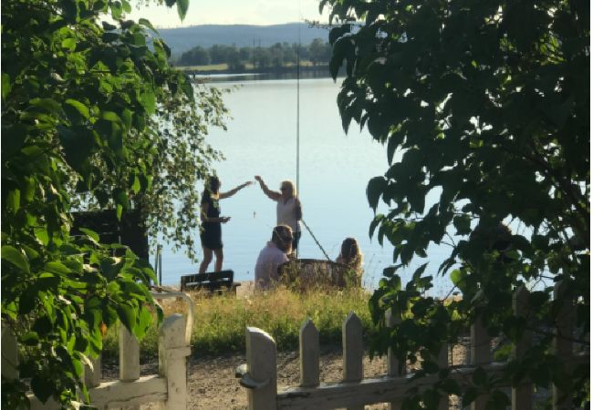 Stuga i Söderbärke - Stort semesterhus  precis vid sjön i drömläge Stuga i Söderbärke - Stort semesterhus  precis vid sjön i drömläge