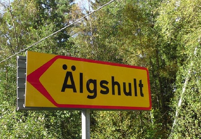 Stuga i Hultsfred - Semester vid sjön i Småland Stuga i Hultsfred - Semester vid sjön i Småland
