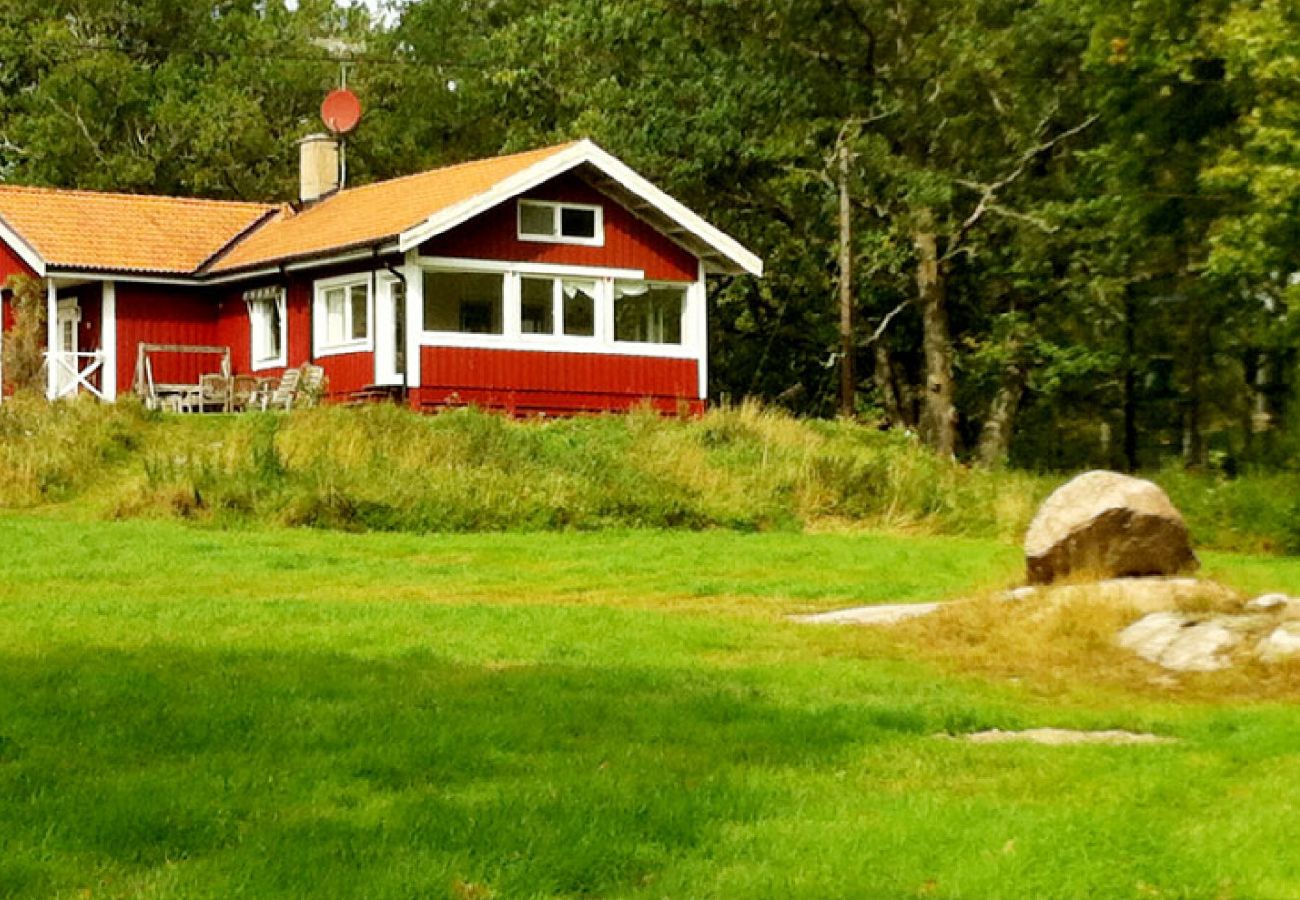 Stuga i Hultsfred - Semester vid sjön i Småland