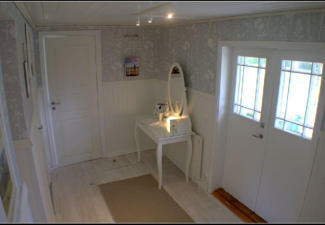 Stuga i Lammhult - stuga med internet, sauna och motorbåt vid sjön Stråken i Småland