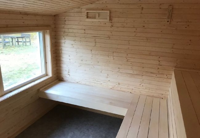 Stuga i Lammhult - stuga med internet, sauna och motorbåt vid sjön Stråken i Småland