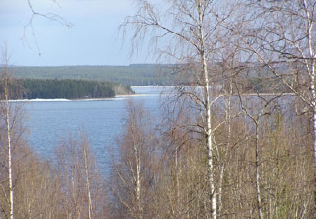 Stuga i Sollerön - Semester med sjöutsikt över vackra Siljan