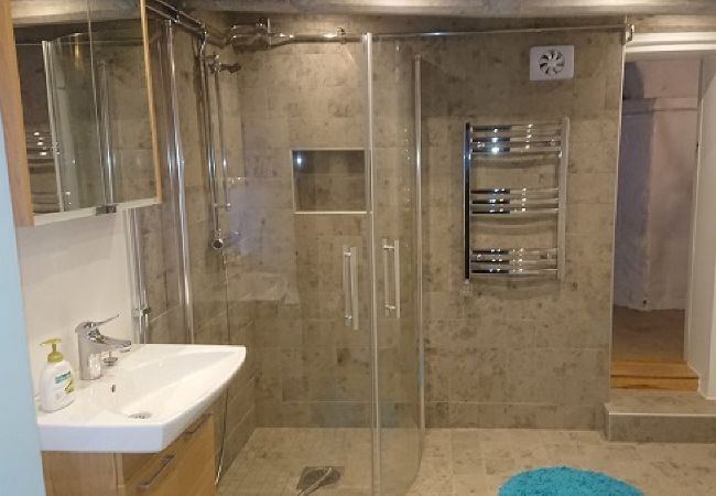 Stuga i Strängnäs - Rofyllt paradis vid Mälaren Stuga i Strängnäs - Rofyllt paradis vid Mälaren
