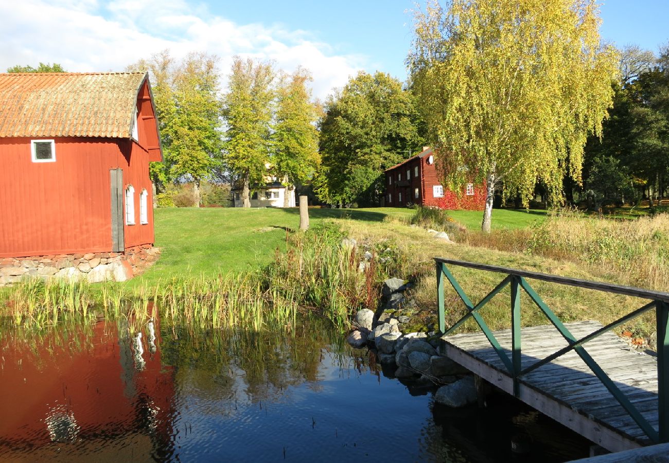 Stuga i Strängnäs - Rofyllt paradis vid Mälaren