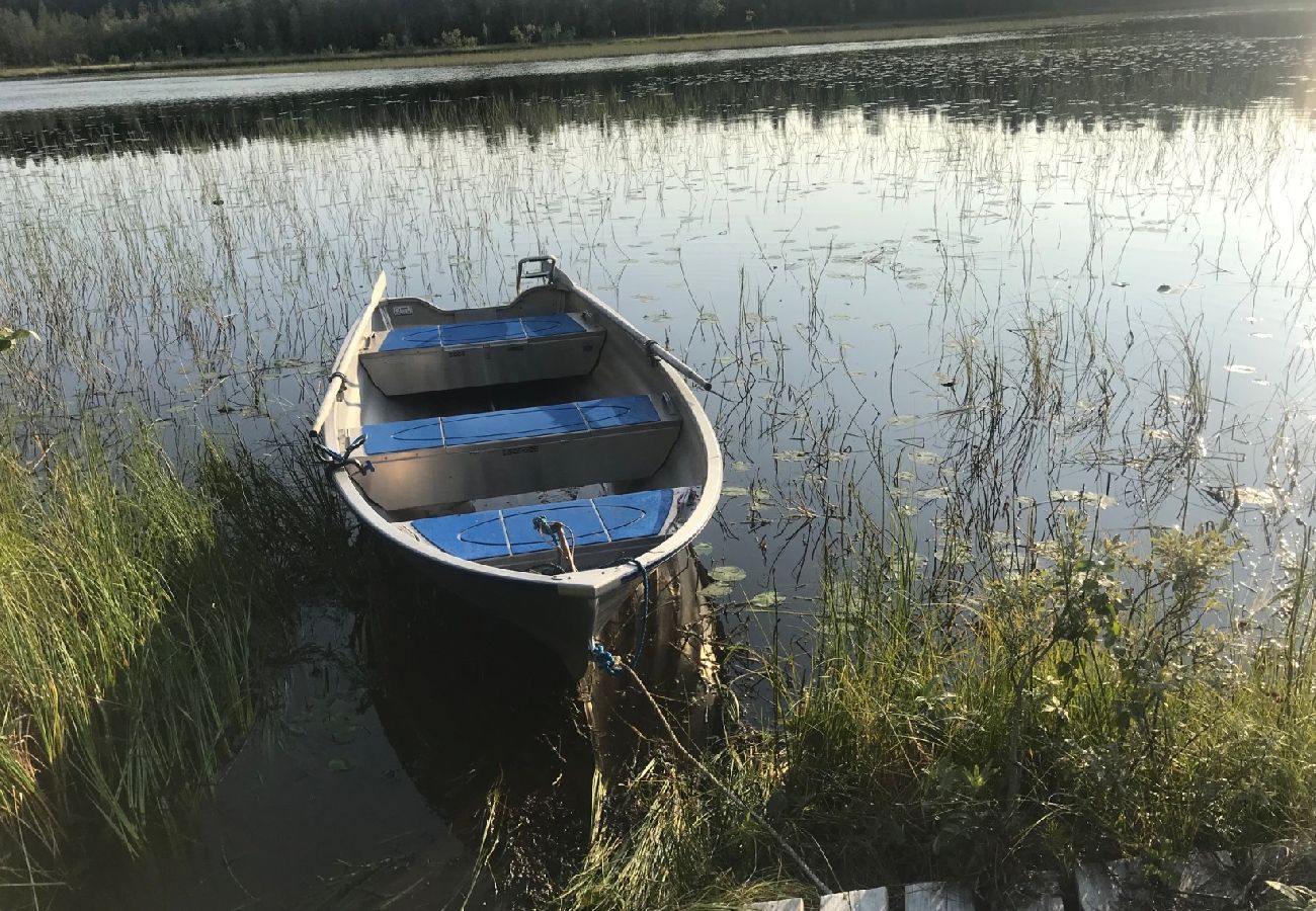 Stuga i Överkalix - Kesasjärv