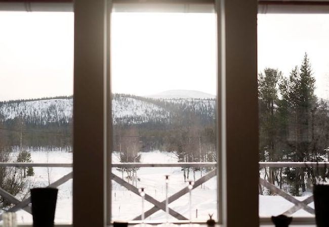 Stuga i Lofsdalen - Semesterhus i bergen med hög standard och panoramautsikt