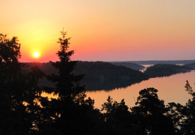 Stuga i Tyresö - Sandholmarna  