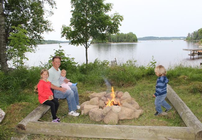 Stuga i Lekeryd - Underbart fritidshus på sjötomt i Småland Stuga i Lekeryd - Underbart fritidshus på sjötomt i Småland
