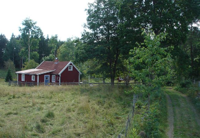 Stuga i Hultsfred - Smålandssemester nära Astrid Lindgrens värld