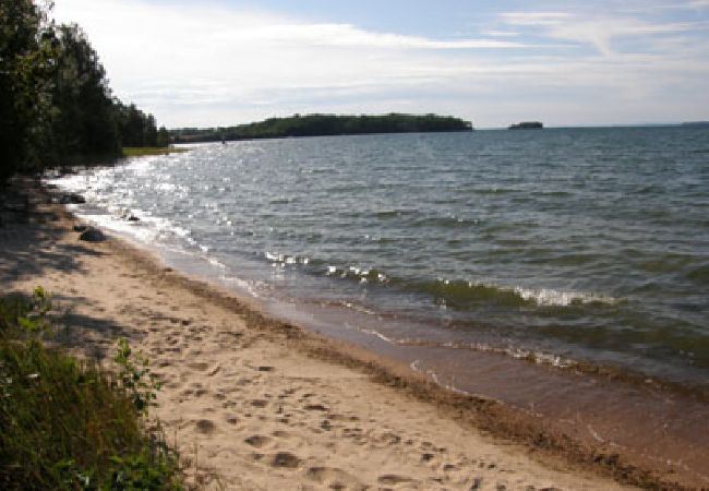 Stuga i Motala - Stuga vid Vätterns strand