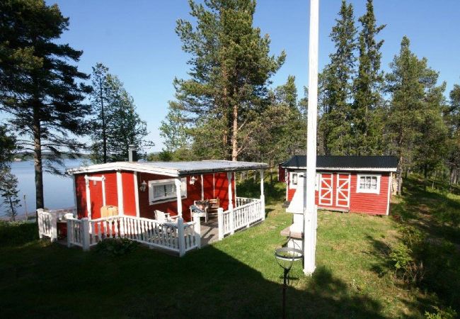 Stuga i Kiruna - Unikt vid älven med vatten runt om, fantastisk natur och enskilt läge