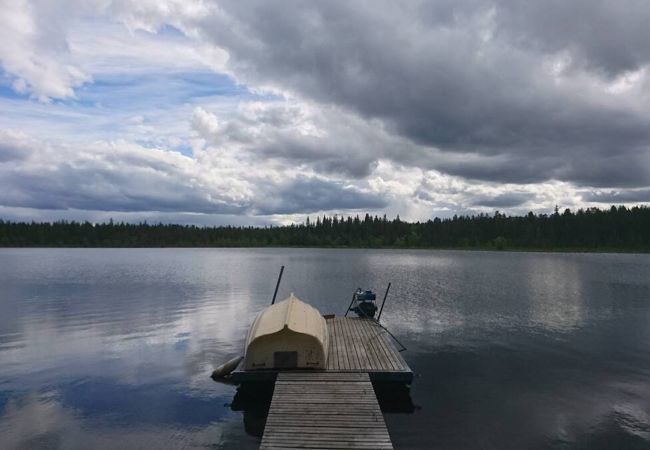 Stuga i Kiruna - Unikt vid älven med vatten runt om, fantastisk natur och enskilt läge