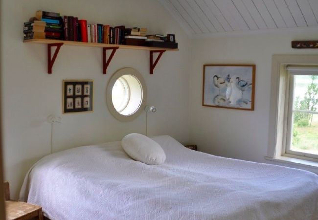 Stuga i Gnesta - Drömsemester vid sjön på en herrgård i Sörmland Stuga i Gnesta - Drömsemester vid sjön på en herrgård i Sörmland