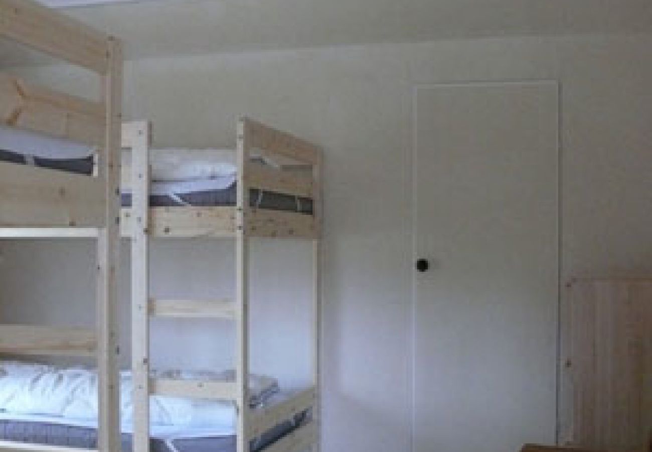 Stuga i Munkfors - Hus direkt vid Klarälven med egen brygga
