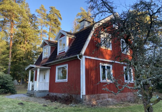 Stuga i Vederslöv - Kristinelund - Ett fritidshus Idyll i Småland Stuga i Vederslöv - Kristinelund - Ett fritidshus Idyll i Småland