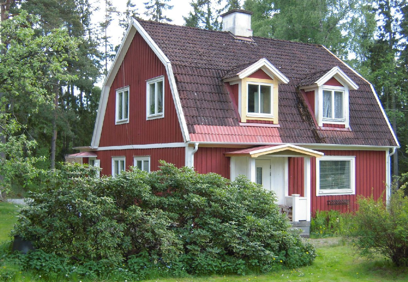 Stuga i Vederslöv - Kristinelund - Ett fritidshus Idyll i Småland