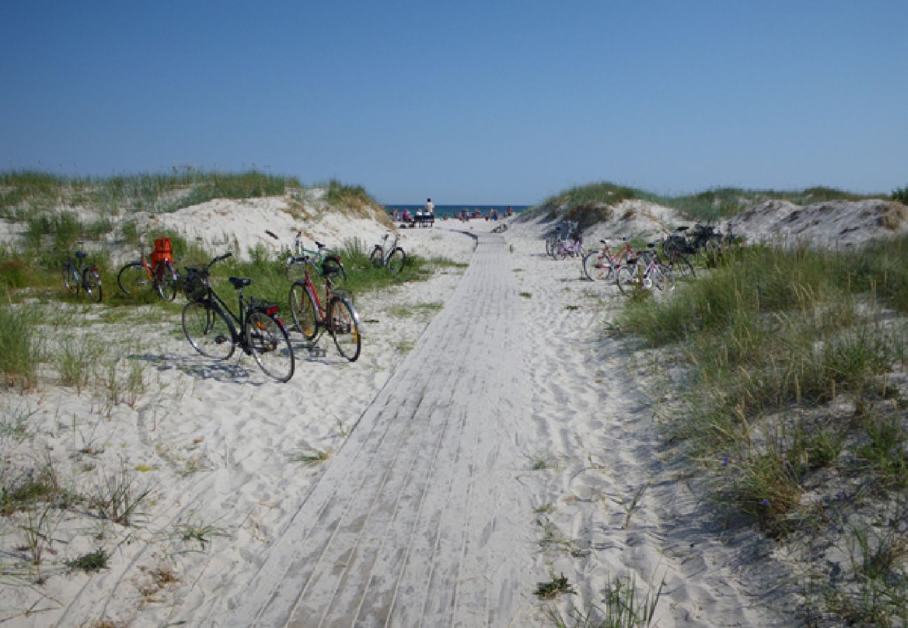 Lägenhet i Borrby - Semesterlägenhet vid Sveriges bästa sandstrand på Österlen