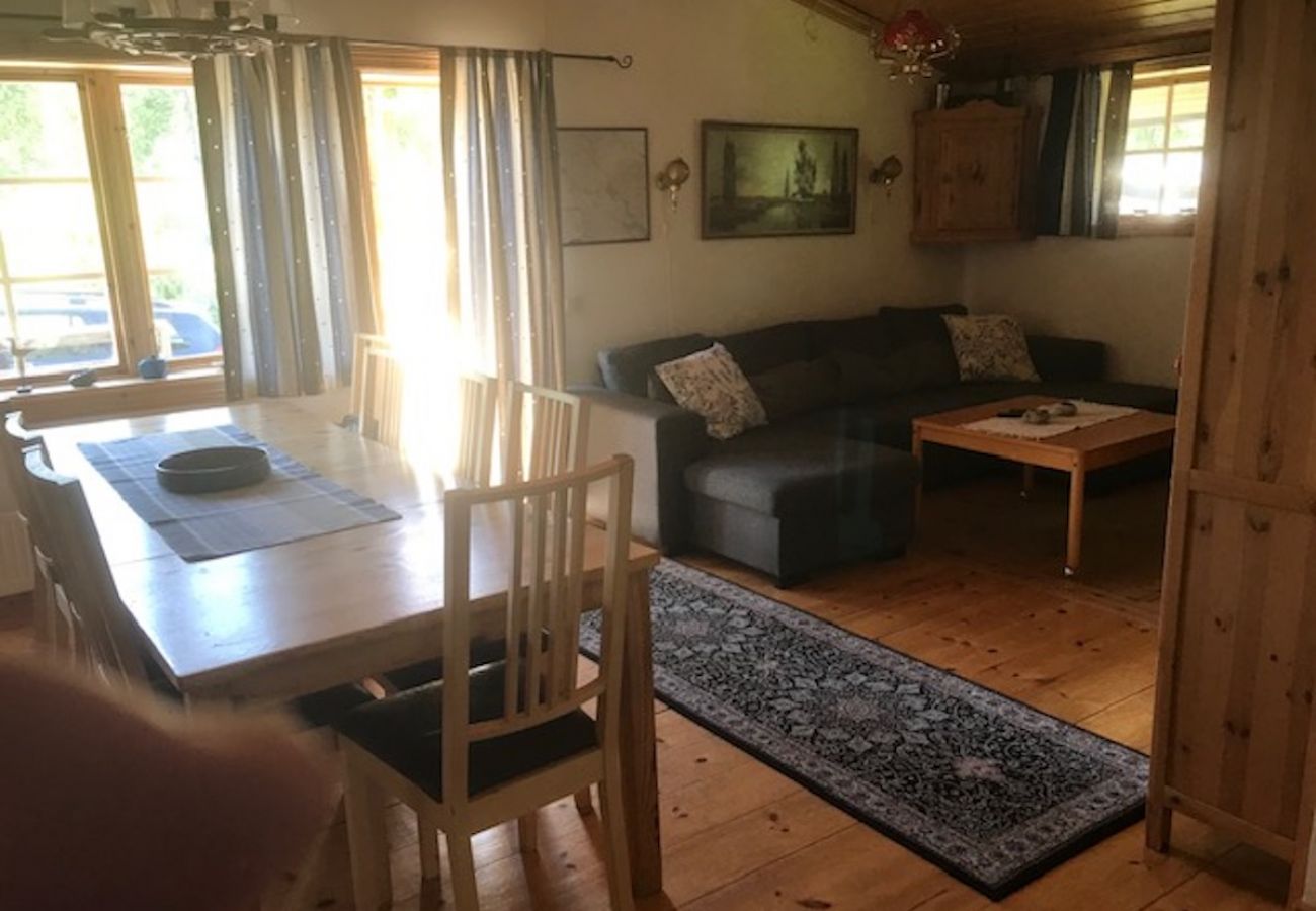Stuga i Tänndalen - Fjällstuga nära liftarna för din nästa skid- eller vandringssemester på sommaren