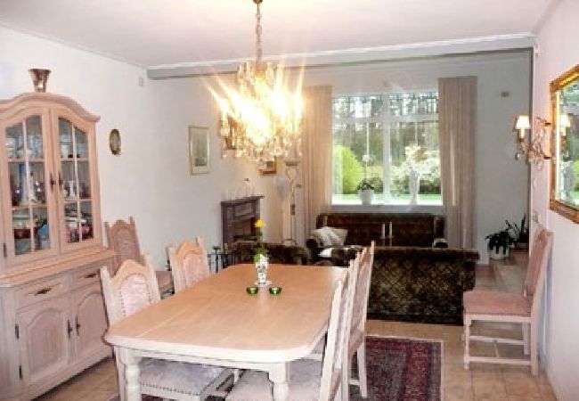 Stuga i Skillingaryd - Komfortvilla med jacuzzi och bastu i Småland