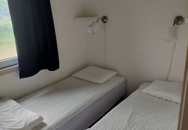 Stuga i Köpingsvik - Mysigt fritidshus med sjöutsikt på Öland Stuga i Köpingsvik - Mysigt fritidshus med sjöutsikt på Öland
