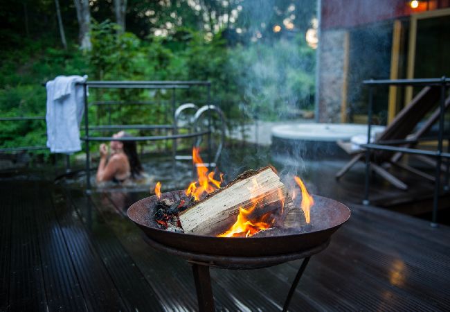 Stuga i Alingsås - Bo och fiska i en exklusiv naturskön miljö Stuga i Alingsås - Bo och fiska i en exklusiv naturskön miljö