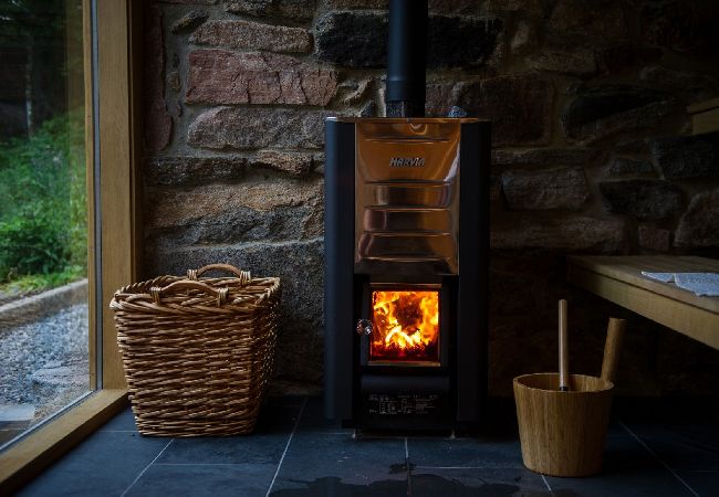 Stuga i Alingsås - Bo och fiska i en exklusiv naturskön miljö Stuga i Alingsås - Bo och fiska i en exklusiv naturskön miljö