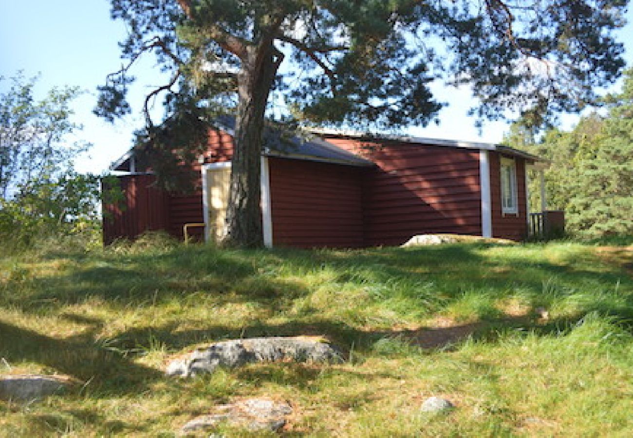 Stuga i Vikbolandet - Stuga Bergåsen