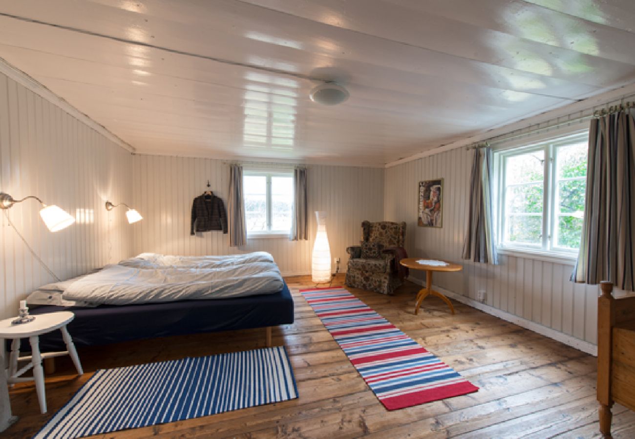Stuga i Brålanda - Lindeskogen