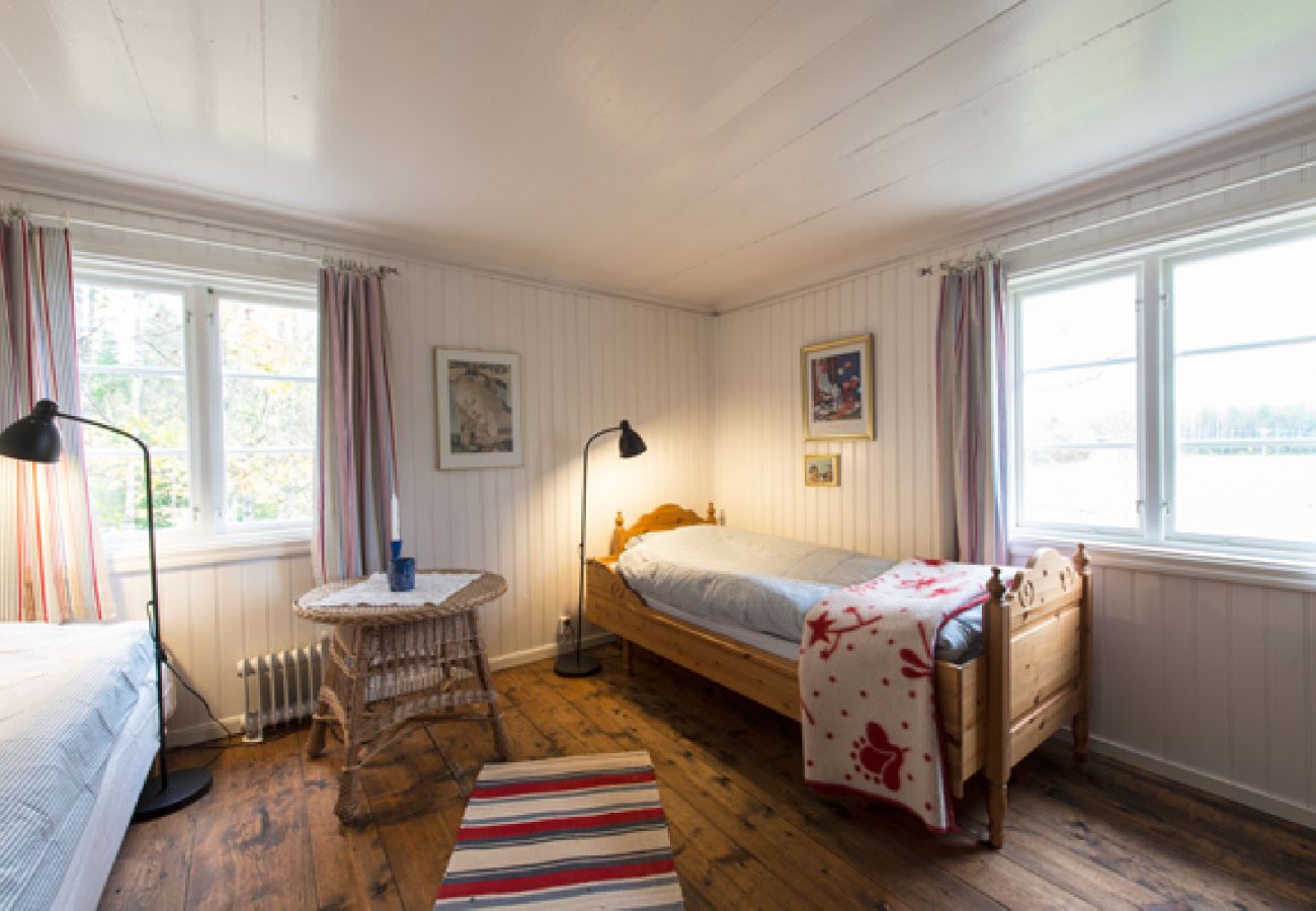 Stuga i Brålanda - Lindeskogen