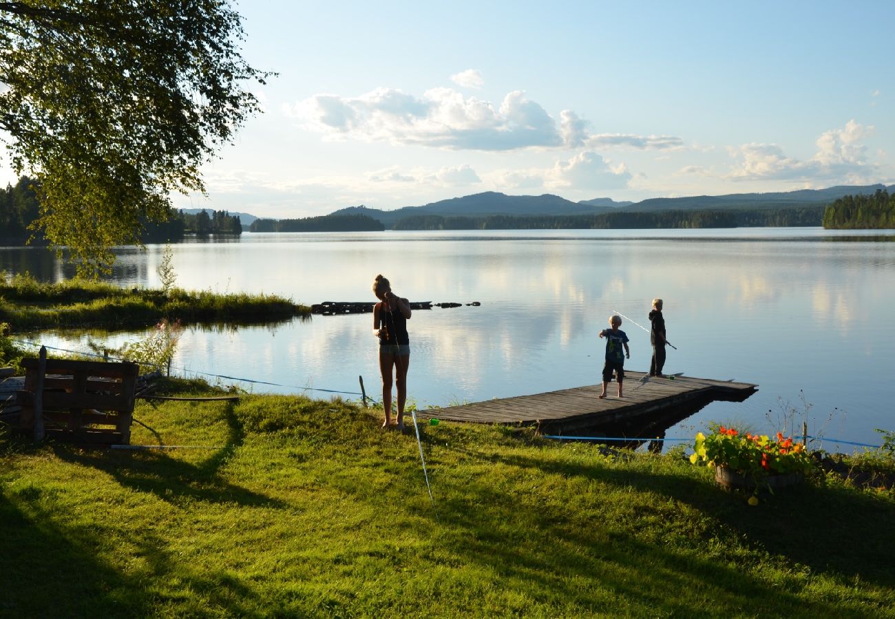 Stuga i Mora - Exklusiv Vasaloppsstuga vid sjö