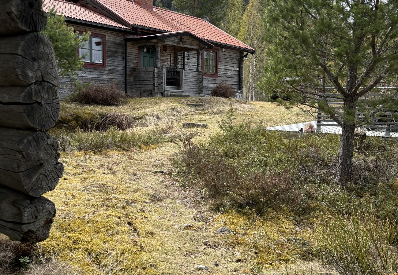 Stuga i Mora - Exklusiv Vasaloppsstuga vid sjö