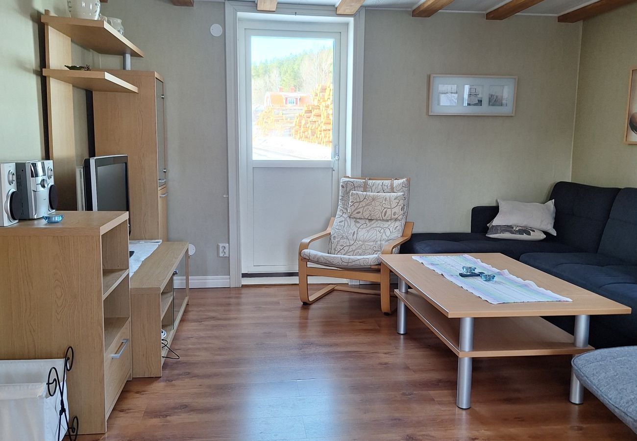 Stuga i Horn - Semester på landet med båt